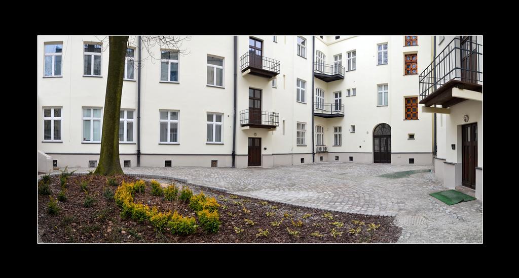 777 Apartments 2 Krakow Bagian luar foto